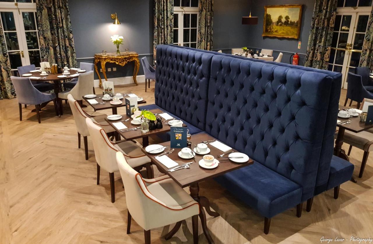 Country house Donnington Grove *