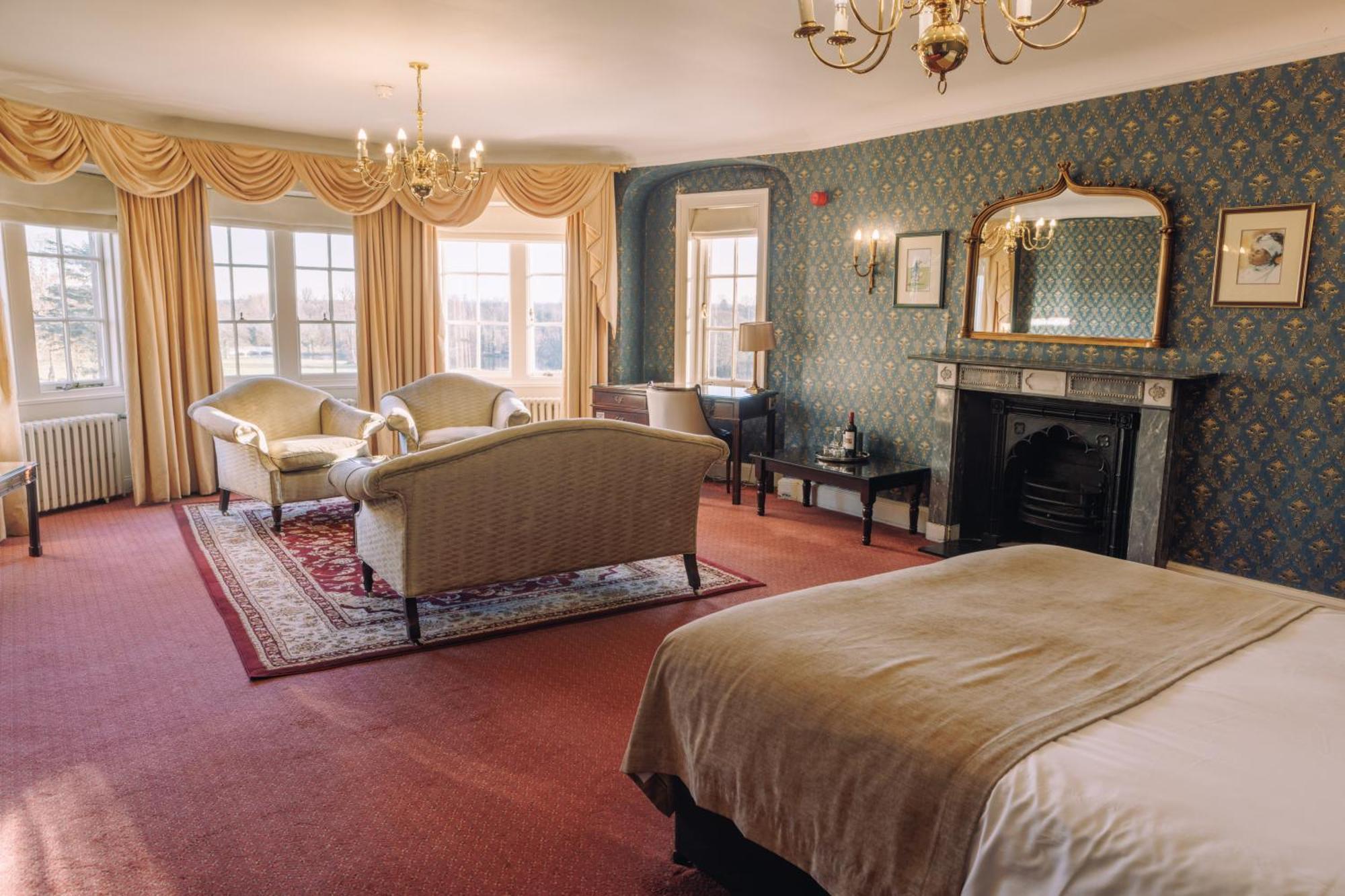 Donnington Grove Country house Newbury (Berkshire)
